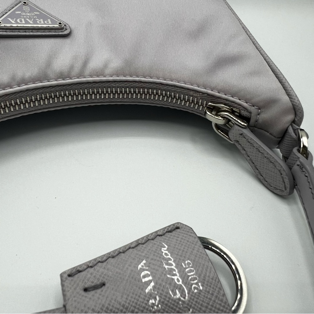 Prada Reedition 2000 Shoulder Nylon bag - Picture 8 of 12